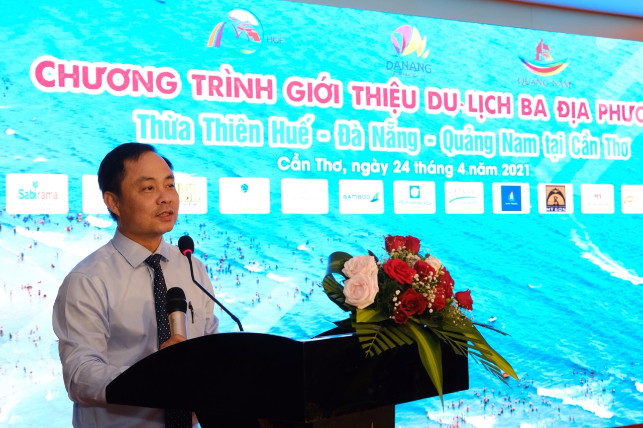Ông Nguyễn Xuân Bình, Phó Giám đốc Sở Du lịch Đà Nẵng, Trưởng nhóm liên kết ba địa phương năm 2021 phát biểu tại Chương trình  giới thiệu du lịch ba địa phương tại Cần Thơ
